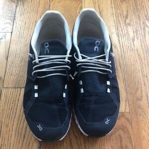 Mens ON sneakers in navy size 12